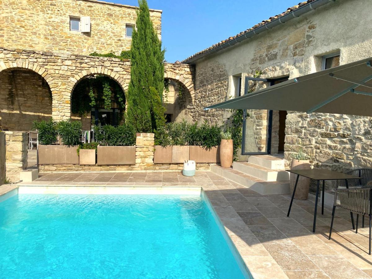 La Maison Des Vendangeurs - Table D'Hotes Le Soir Du Jeudi Au Dimanche- Jacuzzi - Balneo Spa - Acces Piscine Pour Toutes Les Chambres Sauf Studio Coquet- Piscine De Mai A Mi-Octobre Martignargues Exterior photo