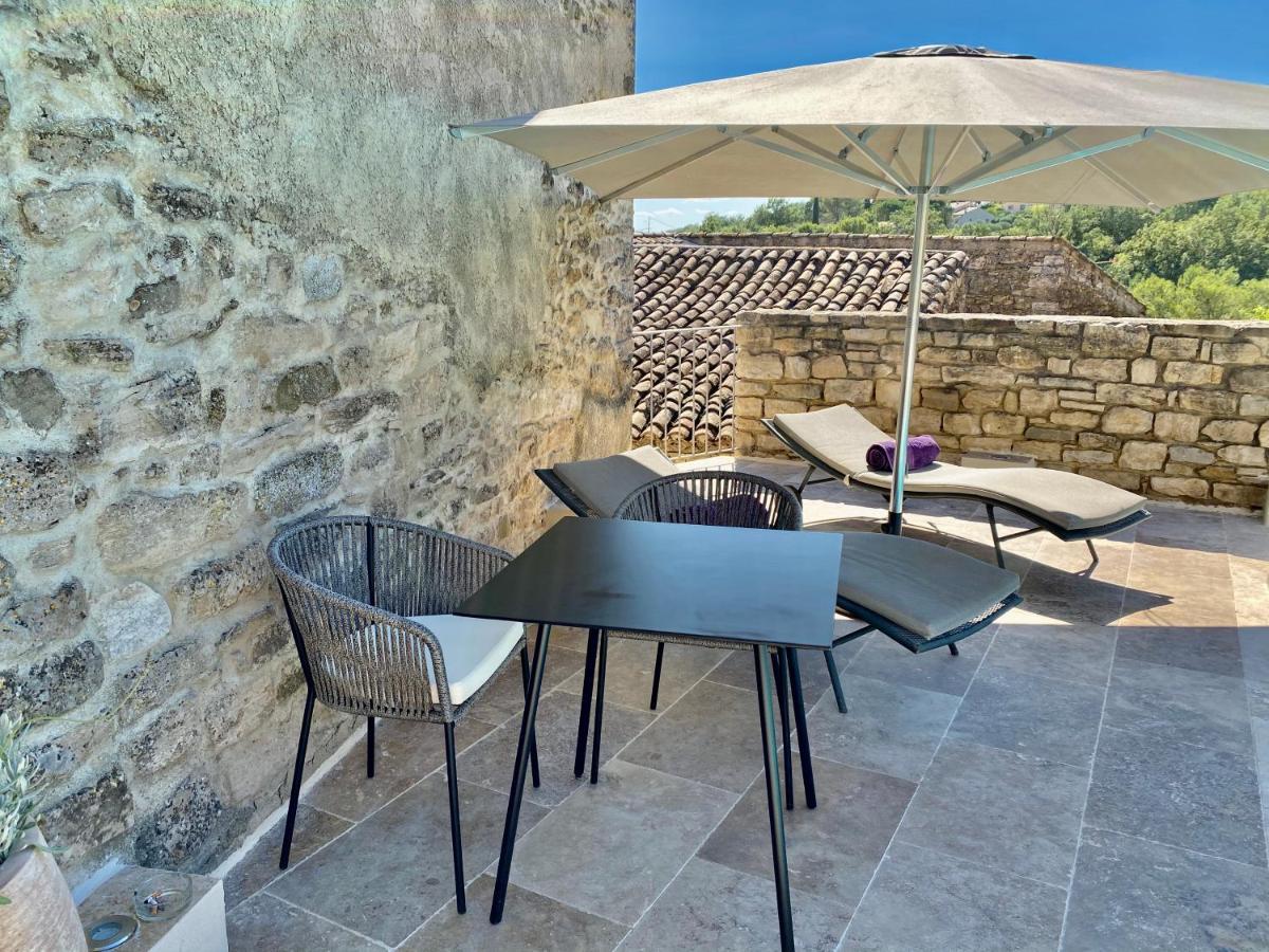 La Maison Des Vendangeurs - Table D'Hotes Le Soir Du Jeudi Au Dimanche- Jacuzzi - Balneo Spa - Acces Piscine Pour Toutes Les Chambres Sauf Studio Coquet- Piscine De Mai A Mi-Octobre Martignargues Exterior photo