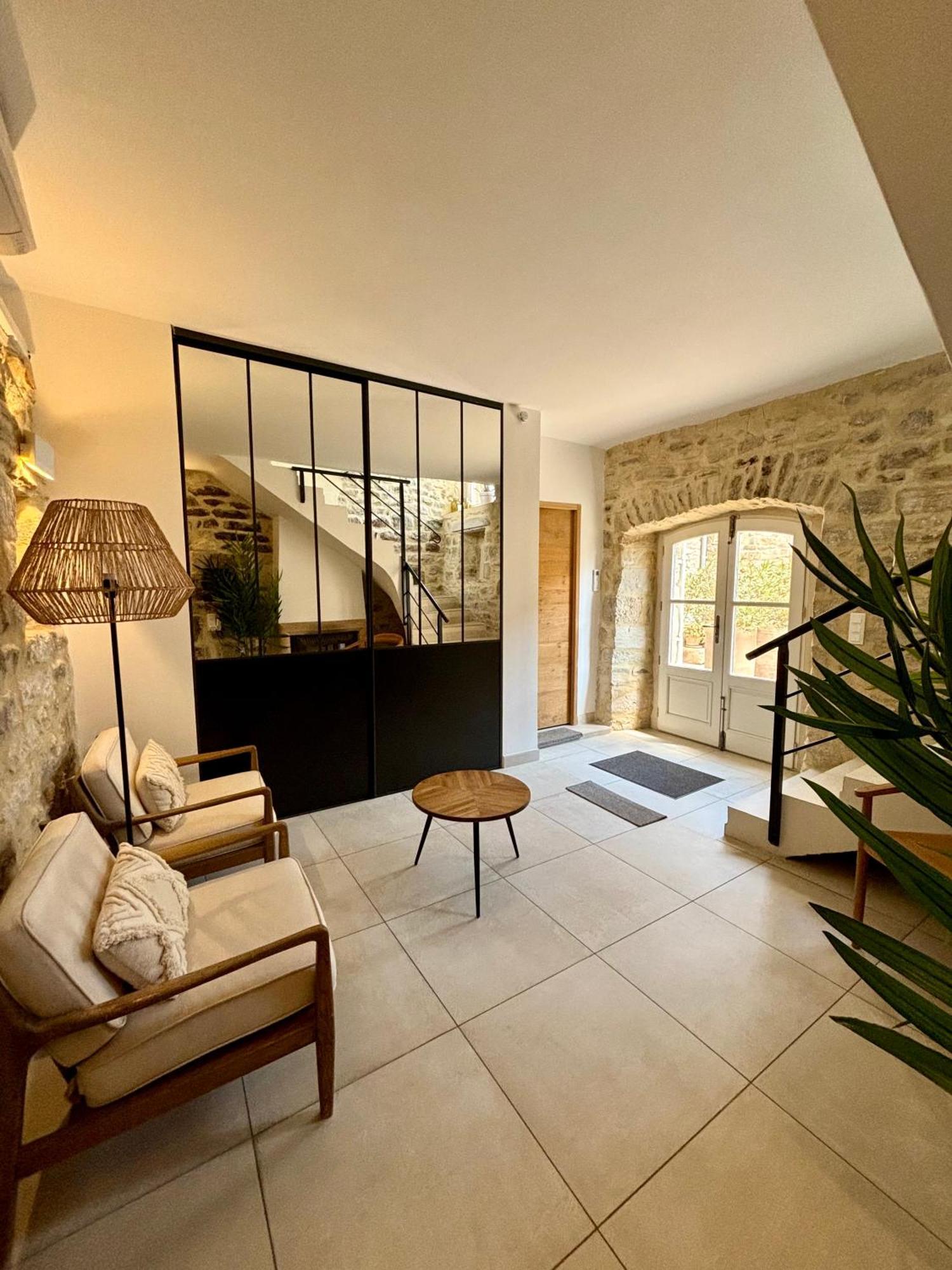 La Maison Des Vendangeurs - Table D'Hotes Le Soir Du Jeudi Au Dimanche- Jacuzzi - Balneo Spa - Acces Piscine Pour Toutes Les Chambres Sauf Studio Coquet- Piscine De Mai A Mi-Octobre Martignargues Exterior photo